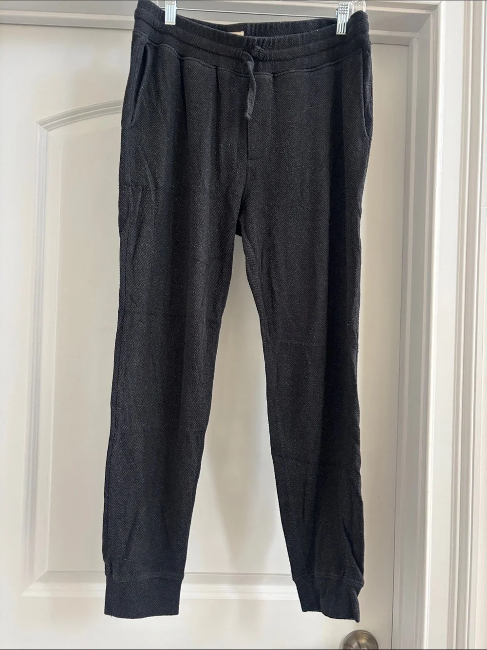 Faherty Men's Black Knit Joggers - Picture 1 of 3